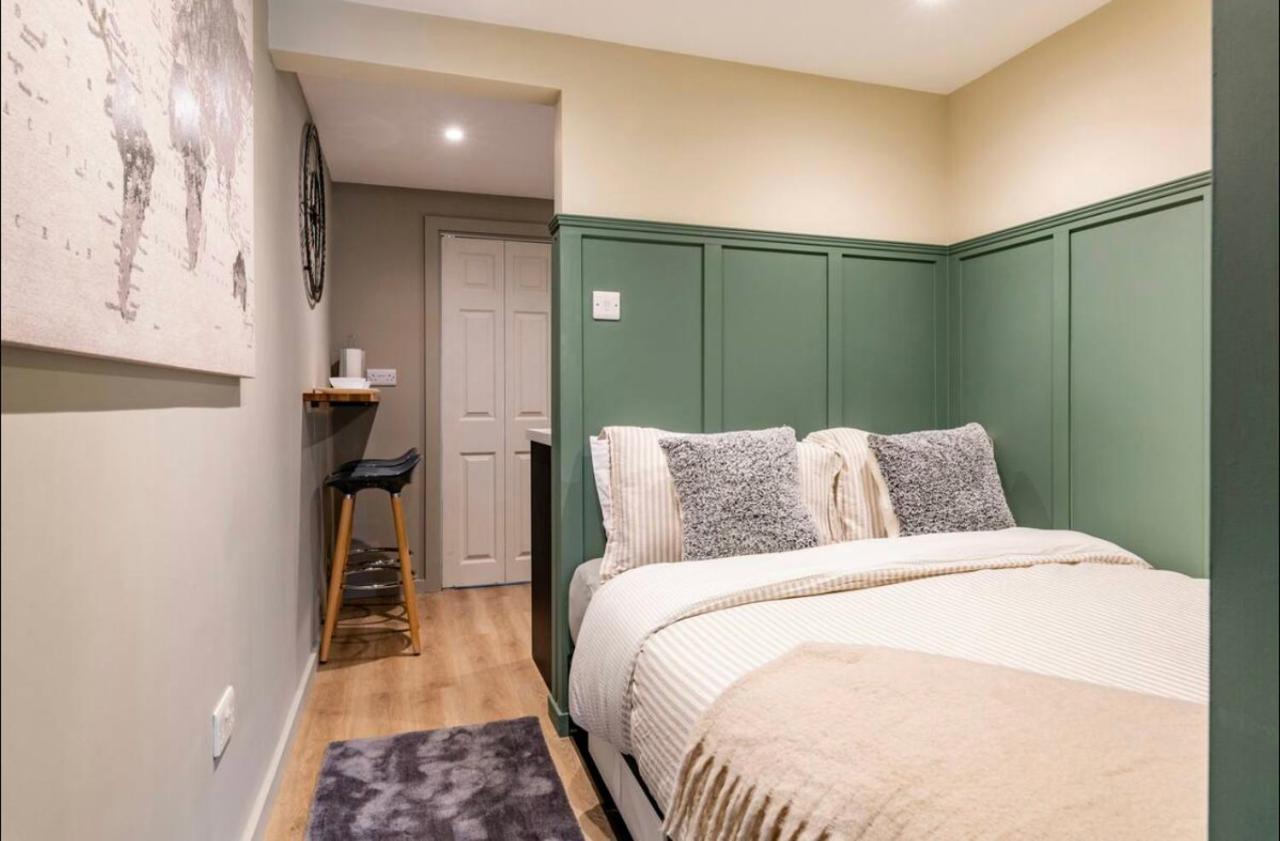 The Hideaway By The Sea - Free Parking Apartment Brighton Bagian luar foto